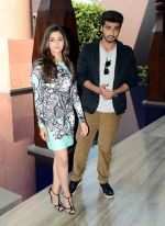 Arjun Kapoor with Alia Bhatt at 2 states promotion in Delhi on 16th April 2014